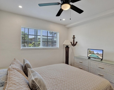 2866 Ne 30th Street - Photo Thumbnail 21