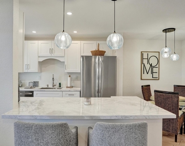 2866 Ne 30th Street - Photo Thumbnail 9