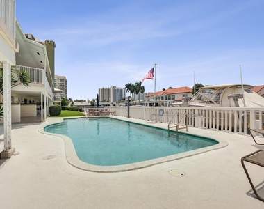 2866 Ne 30th Street - Photo Thumbnail 42