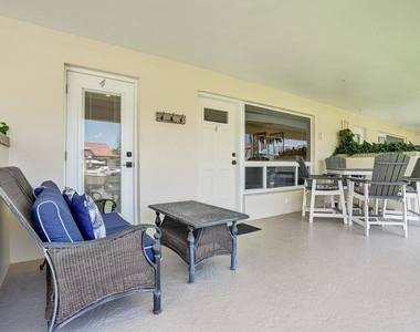 2866 Ne 30th Street - Photo Thumbnail 34