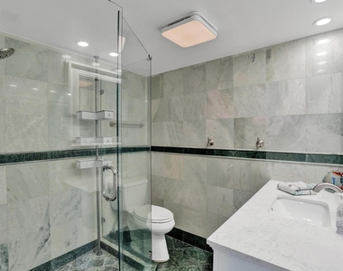 2866 Ne 30th Street - Photo Thumbnail 28
