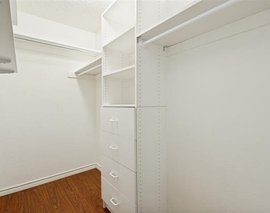 8116 Ship Street - Photo Thumbnail 8