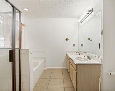8116 Ship Street - Photo Thumbnail 7