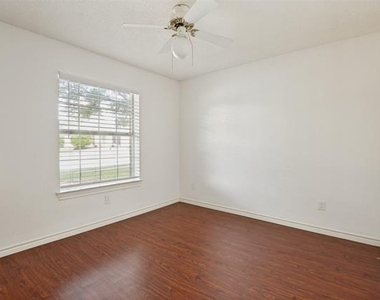 8116 Ship Street - Photo Thumbnail 9