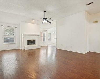 8116 Ship Street - Photo Thumbnail 2