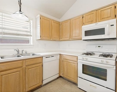 8116 Ship Street - Photo Thumbnail 4