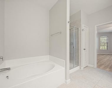 1608 Persimmon Drive - Photo Thumbnail 13