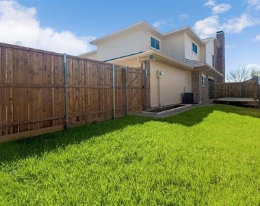 2179 Southern Place - Photo Thumbnail 36