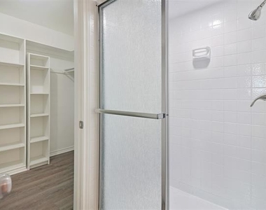 2179 Southern Place - Photo Thumbnail 20