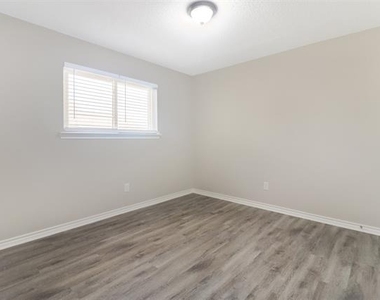 2179 Southern Place - Photo Thumbnail 23