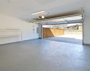 2179 Southern Place - Photo Thumbnail 33