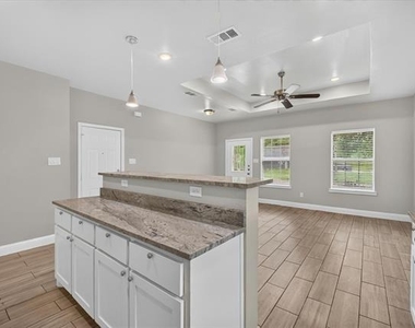 3205 Bois D Arc Street - Photo Thumbnail 8