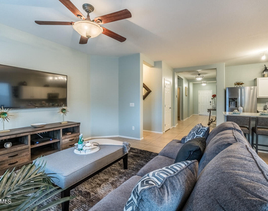 1546 E Azalea Drive - Photo Thumbnail 42