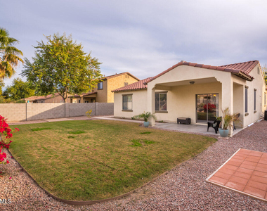 1546 E Azalea Drive - Photo Thumbnail 27
