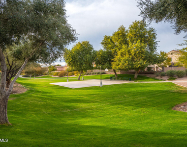 1546 E Azalea Drive - Photo Thumbnail 20
