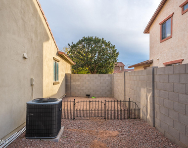 1546 E Azalea Drive - Photo Thumbnail 26