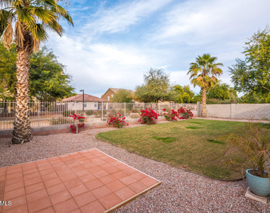 1546 E Azalea Drive - Photo Thumbnail 32