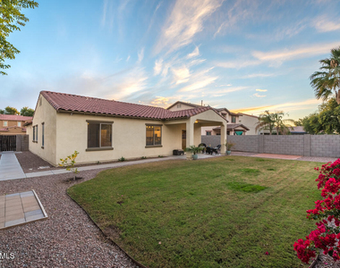 1546 E Azalea Drive - Photo Thumbnail 16