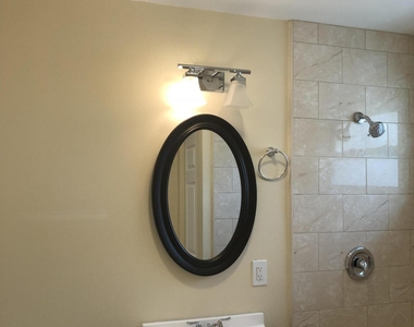 616 W Broward Street - Photo Thumbnail 5