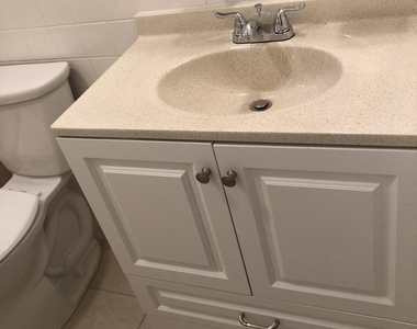 616 W Broward Street - Photo Thumbnail 7