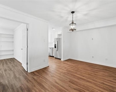 3618 Gillespie Street - Photo Thumbnail 11