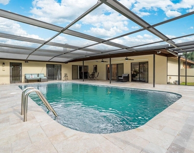 12775 Guilford Circle - Photo Thumbnail 5