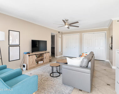 3500 N Hayden Road - Photo Thumbnail 2