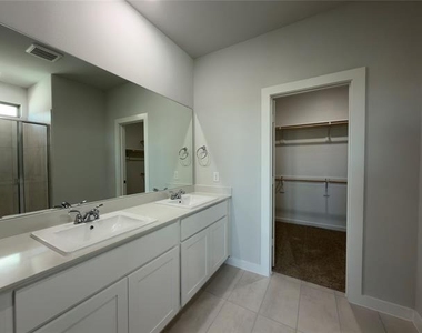120 Millwood Road - Photo Thumbnail 25