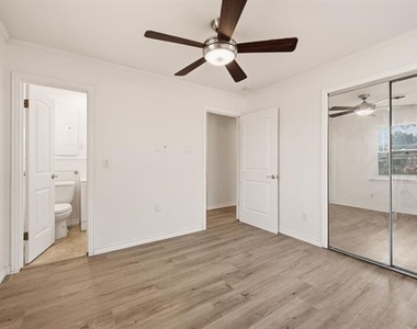 2417 Muret Street - Photo Thumbnail 14