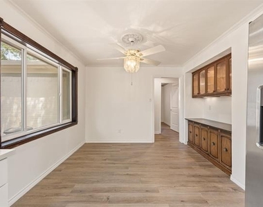 2417 Muret Street - Photo Thumbnail 5