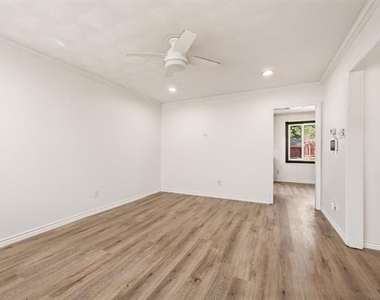 2417 Muret Street - Photo Thumbnail 4