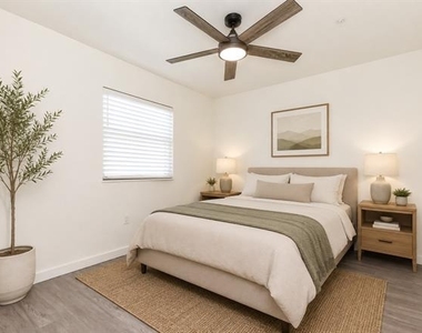 3022 Forest Lane - Photo Thumbnail 7