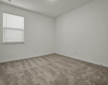 8700 Whistling Duck Drive - Photo Thumbnail 7