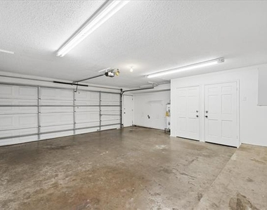 3618 Gillespie Street - Photo Thumbnail 25