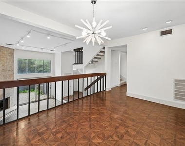 3618 Gillespie Street - Photo Thumbnail 13