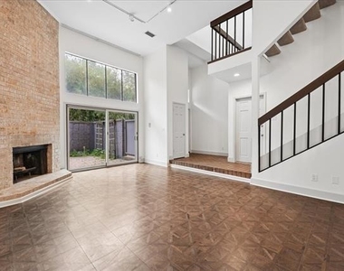 3618 Gillespie Street - Photo Thumbnail 7