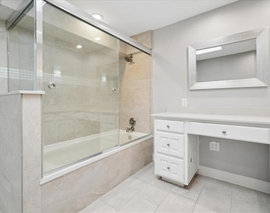 3618 Gillespie Street - Photo Thumbnail 22