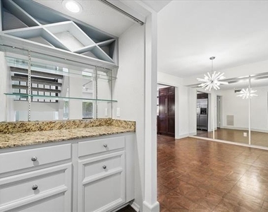 3618 Gillespie Street - Photo Thumbnail 11