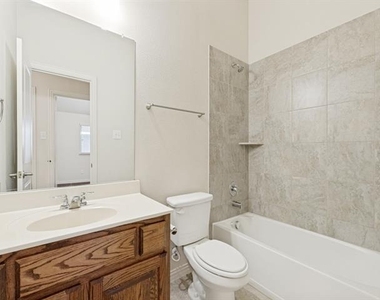 2308 Knox Way - Photo Thumbnail 22