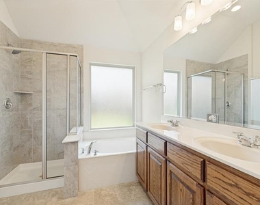 2308 Knox Way - Photo Thumbnail 21