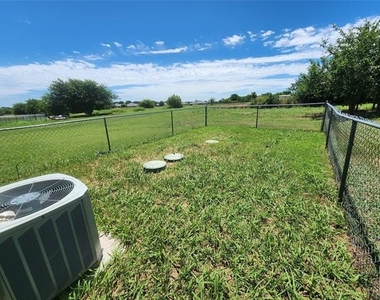 106 Collett Court - Photo Thumbnail 19