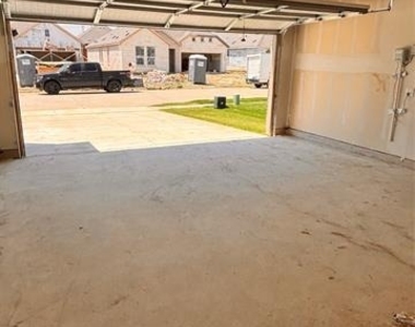 14848 Bigelow Street - Photo Thumbnail 10
