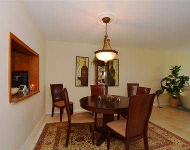 3111 Ne 51st Street - Photo Thumbnail 8