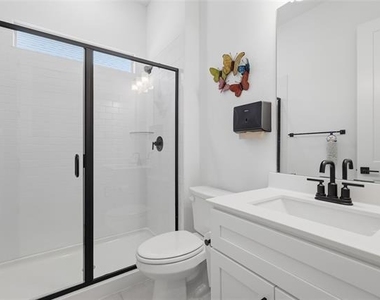 4728 Brockwell Drive - Photo Thumbnail 31