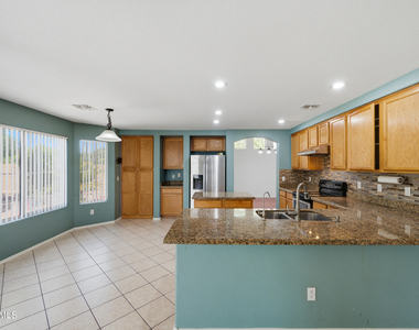 3358 E Park Avenue - Photo Thumbnail 7