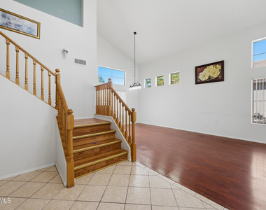 3358 E Park Avenue - Photo Thumbnail 1
