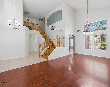 3358 E Park Avenue - Photo Thumbnail 2