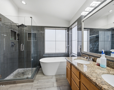 3358 E Park Avenue - Photo Thumbnail 20