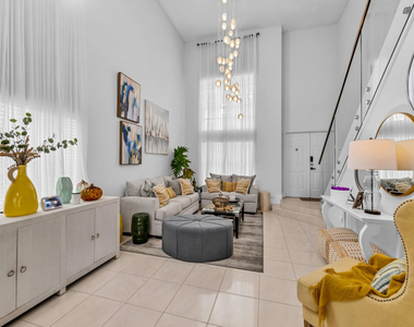 101 Gables Boulevard - Photo Thumbnail 3