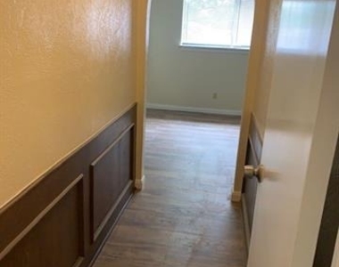 1221 Willow Wood Court - Photo Thumbnail 19